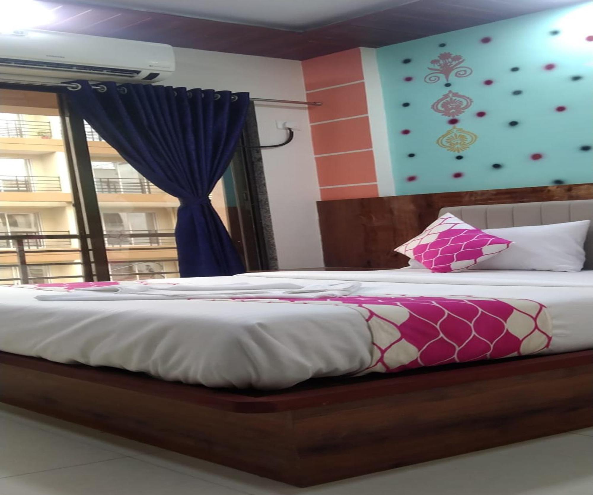 Hotel Om Sai 纳威孟买 外观 照片