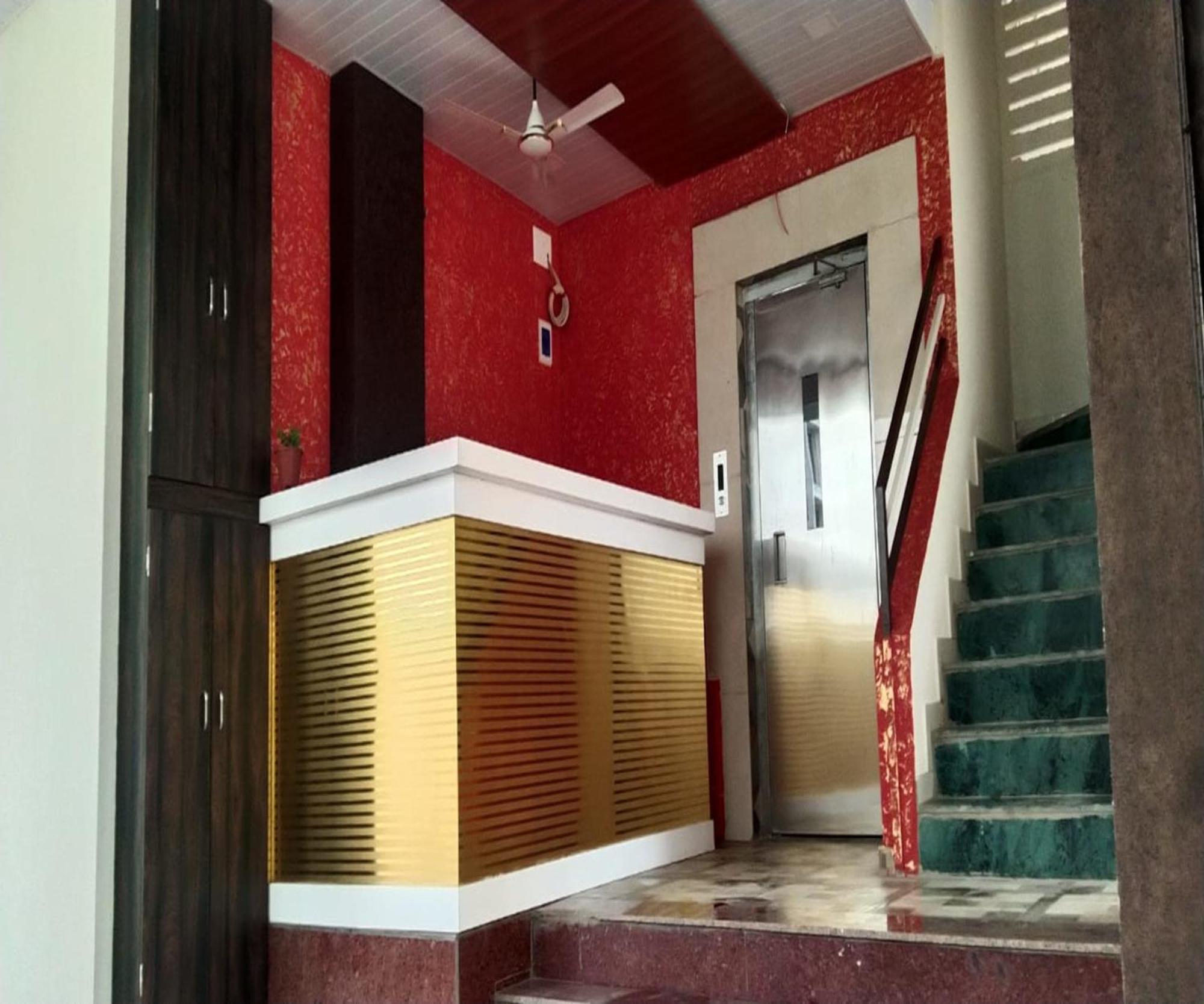 Hotel Om Sai 纳威孟买 外观 照片